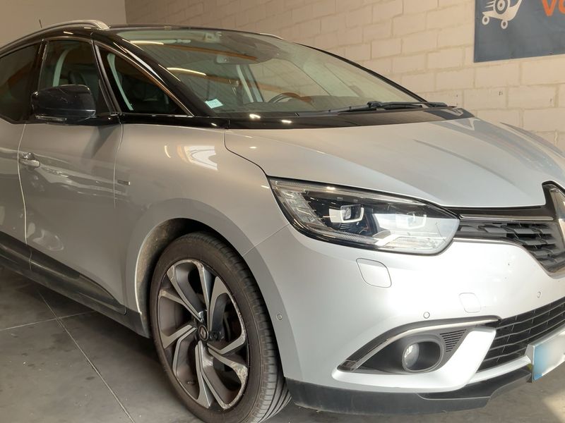 Renault Grand Scenic 1.6 dCi Energy BOSE-Edition 2017 – снимка 12