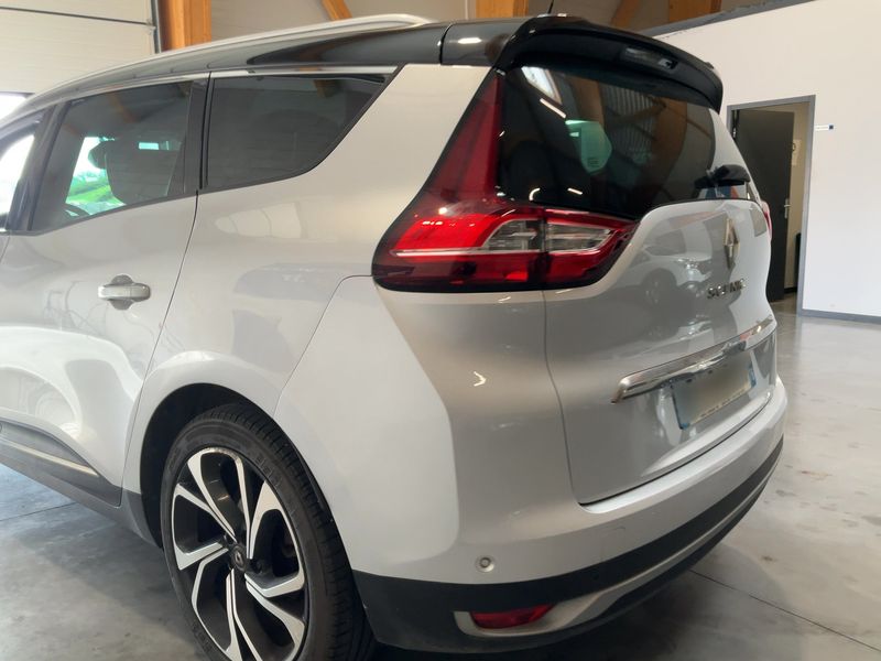 Renault Grand Scenic 1.6 dCi Energy BOSE-Edition 2017 – снимка 6