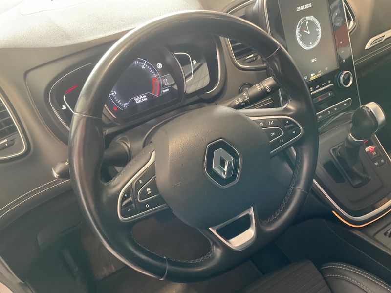 Renault Grand Scenic 1.6 dCi Energy BOSE-Edition 2017 – снимка 23