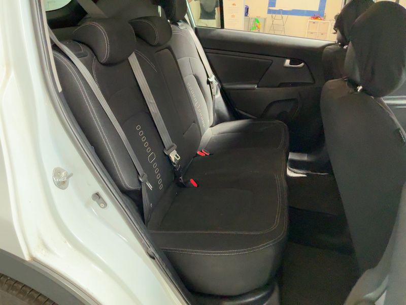 Kia Sportage 1.7 CRDi Active 2WD 2012 – снимка 19