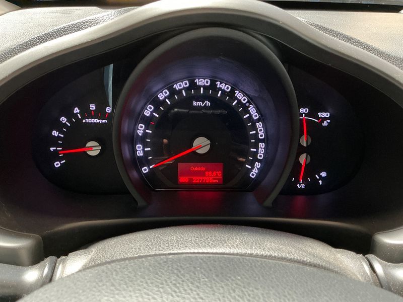 Kia Sportage 1.7 CRDi Active 2WD 2012 – снимка 18