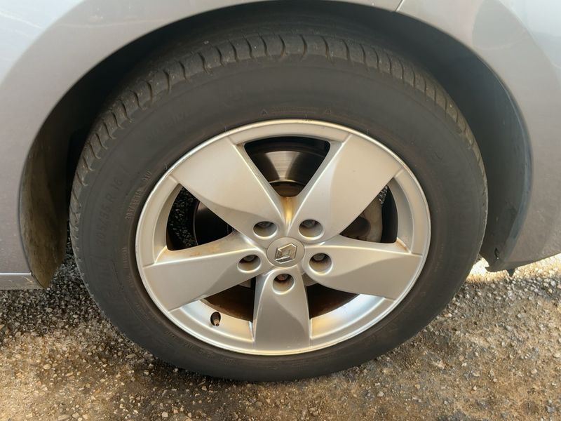 Renault Megane 1.6 Dynamique 2009 – снимка 11