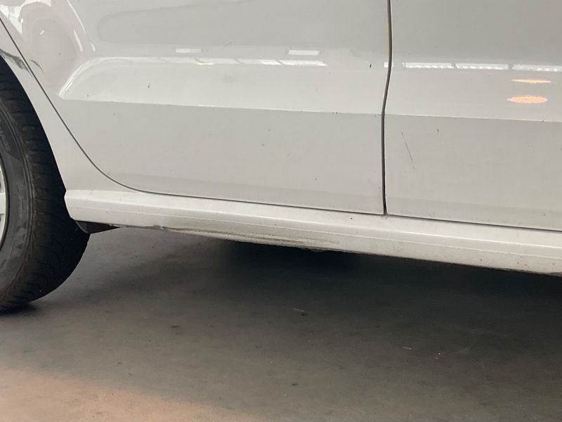 Volkswagen Polo 1.4 TDI Trendline 2015 – снимка 21