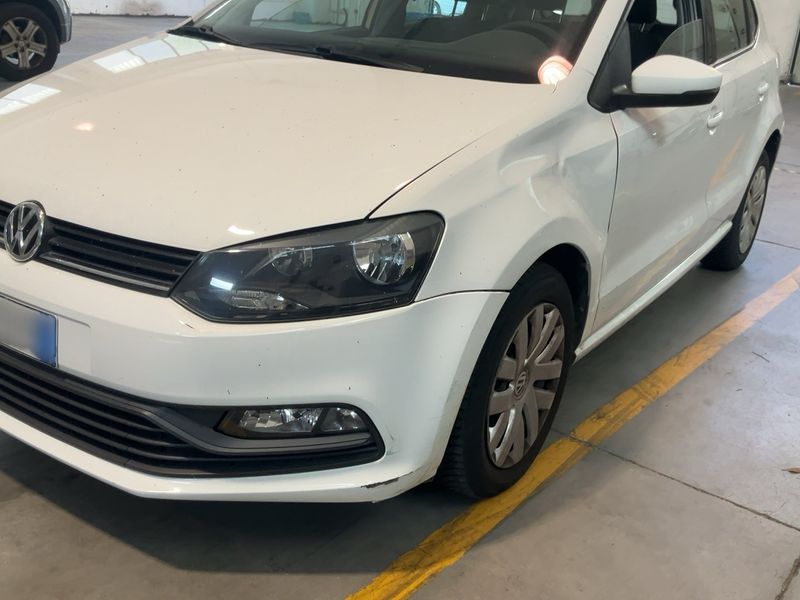 Volkswagen Polo 1.4 TDI Trendline 2015 – снимка 2