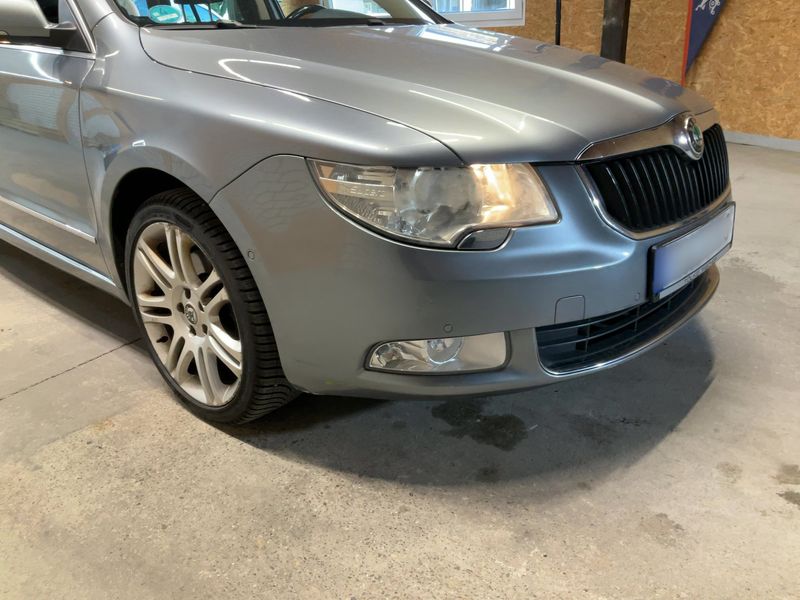 Skoda Superb 2.0 TDI Elegance 2010 – снимка 12
