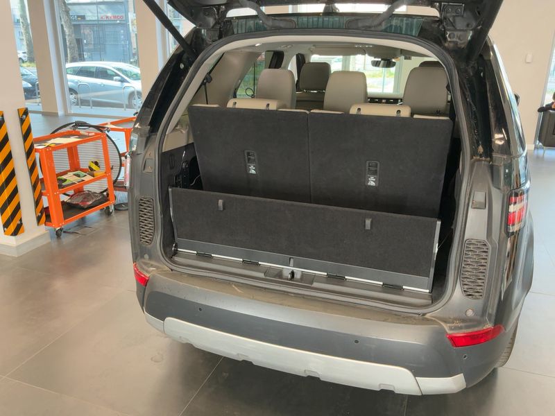Land Rover Discovery 5 2.0 TD Sd4 SD4 HSE 2017 – снимка 15