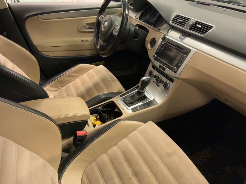 Volkswagen CC 2.0 TDI BlueMotion Tech 2012 – снимка 16