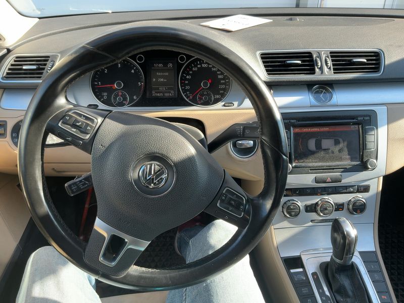 Volkswagen CC 2.0 TDI BlueMotion Tech 2012 – снимка 17