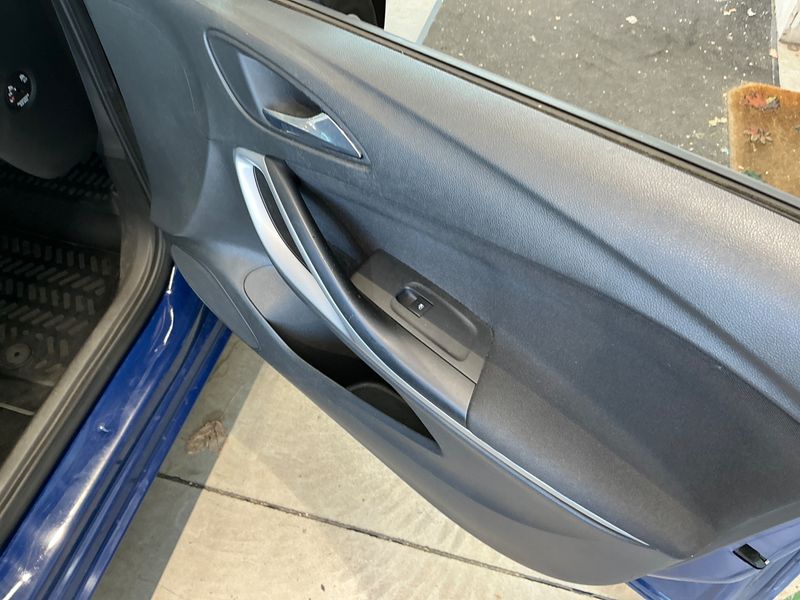 Opel Astra 1.6 CDTI DPF Business Start/Stop 2019 – снимка 34