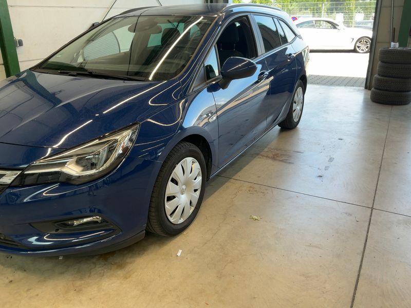 Opel Astra 1.6 CDTI DPF Business Start/Stop 2019 – снимка 2