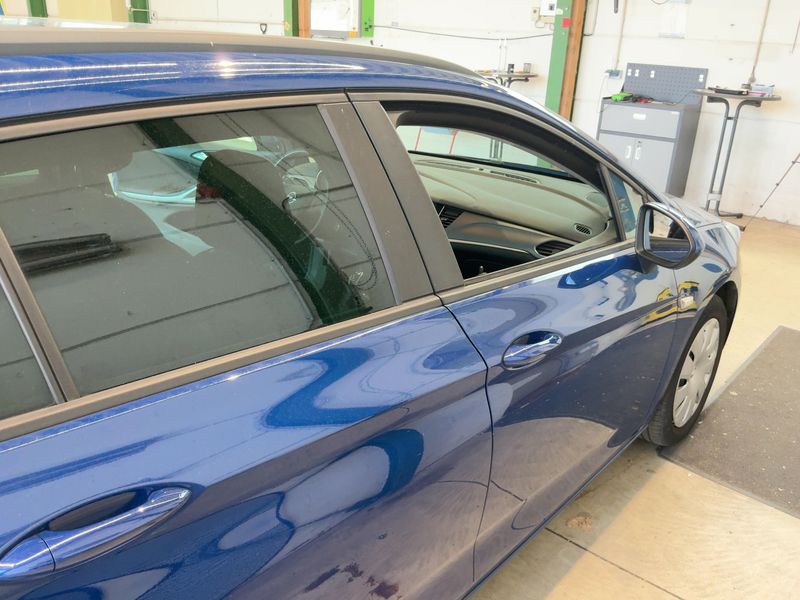 Opel Astra 1.6 CDTI DPF Business Start/Stop 2019 – снимка 10
