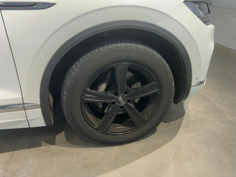 Volkswagen Touareg 3.0 V6 TDI Elegance 4Motion 2021 – снимка 11