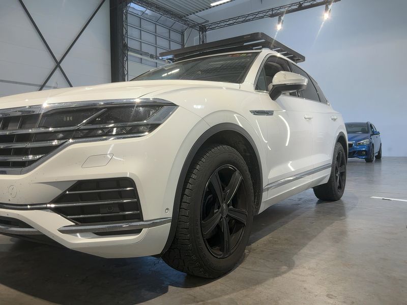 Volkswagen Touareg 3.0 V6 TDI Elegance 4Motion 2021 – снимка 2