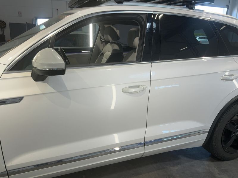Volkswagen Touareg 3.0 V6 TDI Elegance 4Motion 2021 – снимка 4