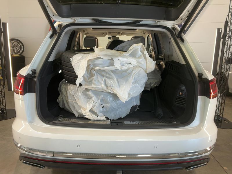 Volkswagen Touareg 3.0 V6 TDI Elegance 4Motion 2021 – снимка 16
