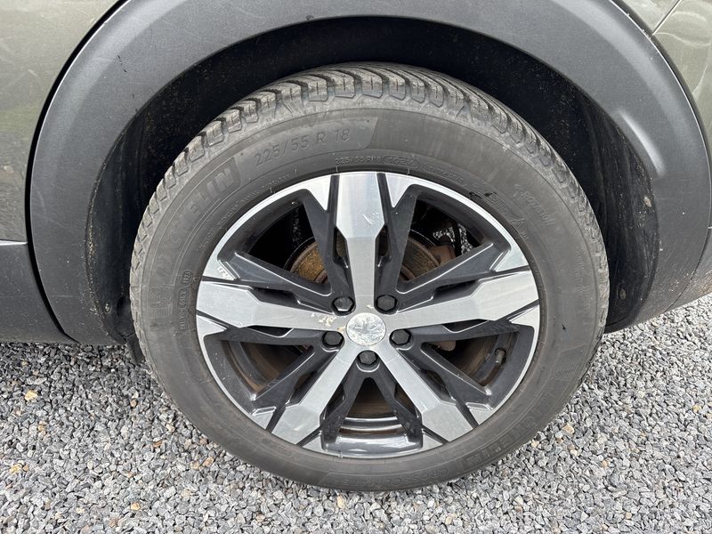 Peugeot 3008 1.2 PureTech Allure 2018 – снимка 39