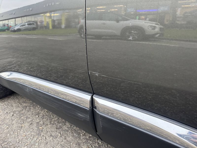 Peugeot 3008 1.2 PureTech Allure 2018 – снимка 16