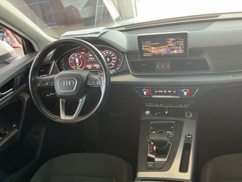 Audi Q5 2.0 TDI quattro Design 2017 – снимка 17