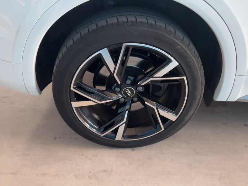 Audi Q5 2.0 TDI quattro Design 2017 – снимка 9