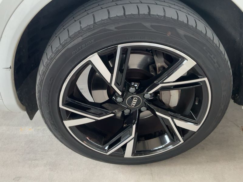 Audi Q5 2.0 TDI quattro Design 2017 – снимка 3