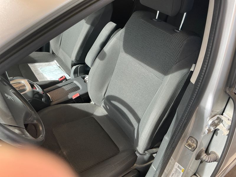 Peugeot 5008 1.6 e-HDi Active 2013 – снимка 27