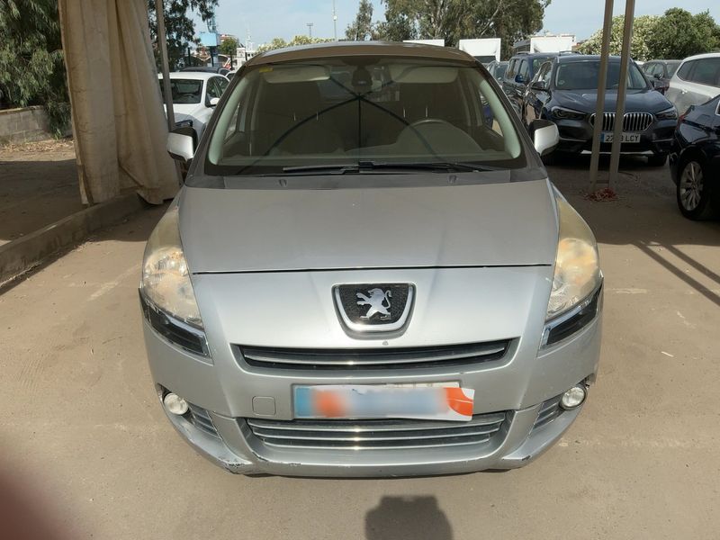 Peugeot 5008 1.6 e-HDi Active 2013 – снимка 14