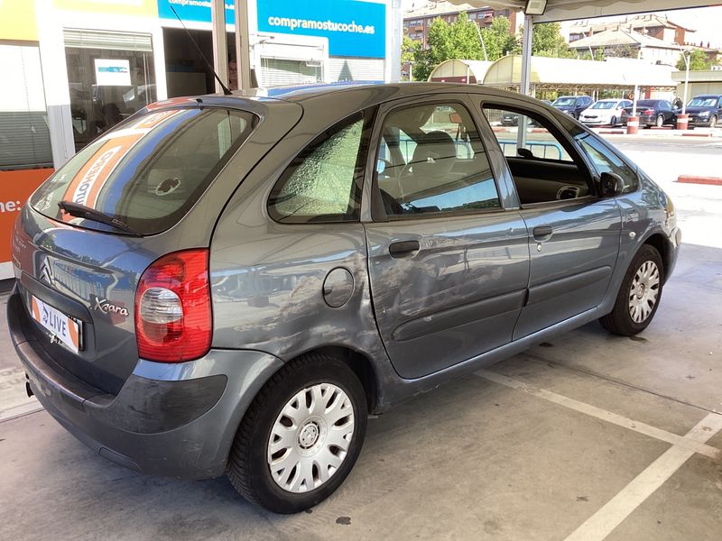 Citroen Xsara Picasso 1.6 HDi LX Plus 2009 – снимка 2