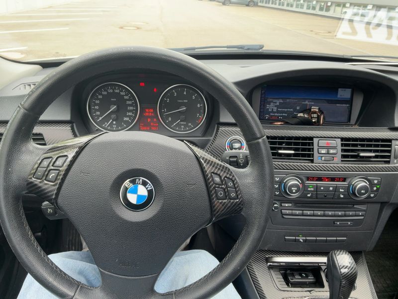 BMW 3er 325i 2012 – снимка 17