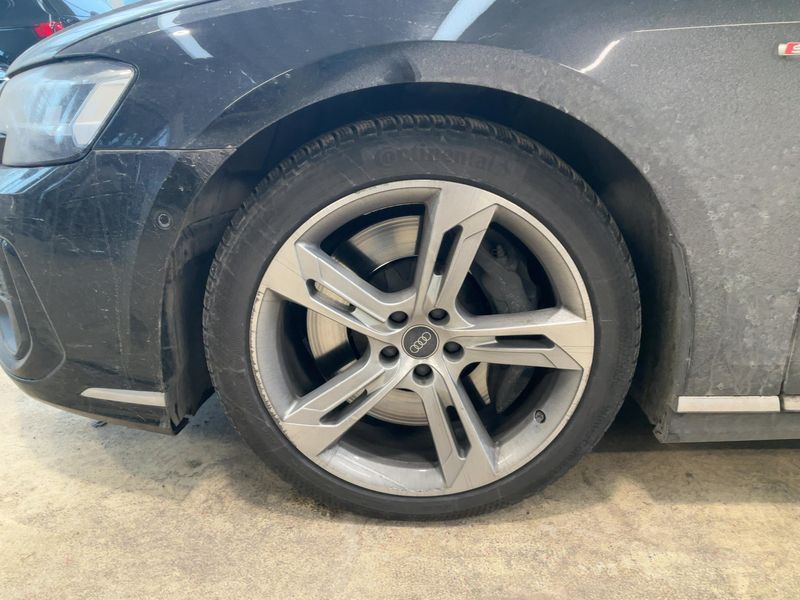 Audi A8 60 TFSIe L quattro 2023 – снимка 3