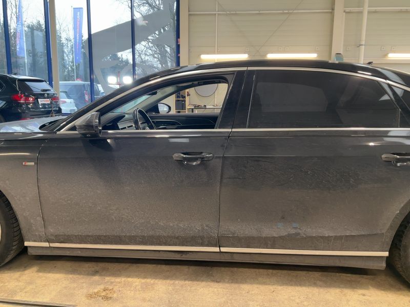 Audi A8 60 TFSIe L quattro 2023 – снимка 4