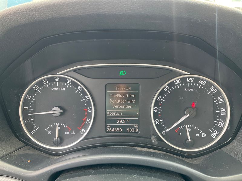 Skoda Octavia 1.6 TDI Twenty 2012 – снимка 4
