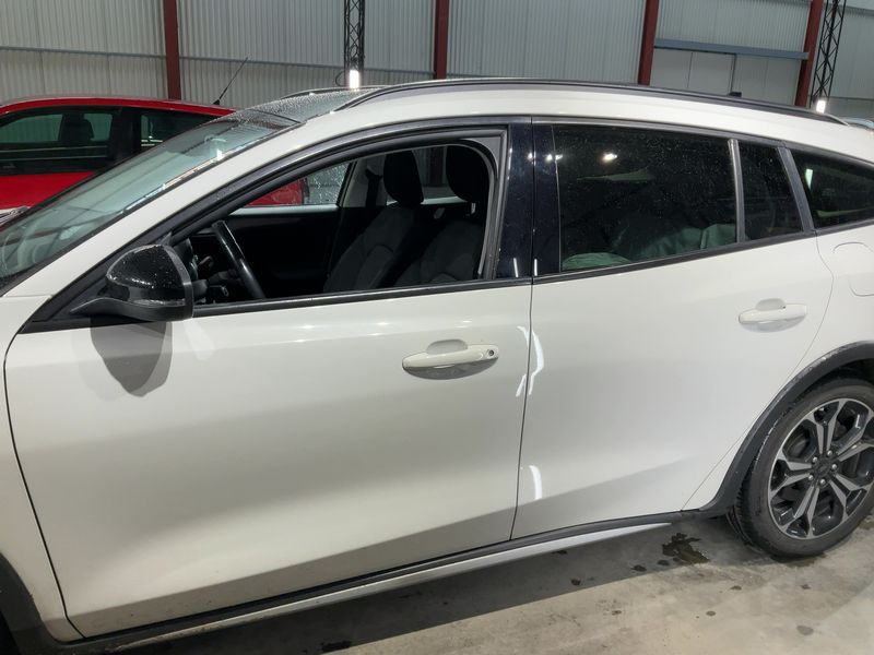 Ford Focus 1.5 TDCi EcoBlue Active 2019 – снимка 4