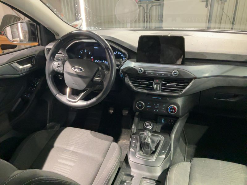 Ford Focus 1.5 TDCi EcoBlue Active 2019 – снимка 18