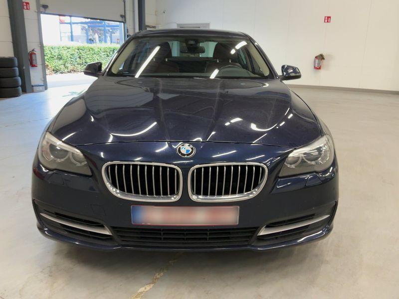 BMW 5er 520d xDrive Lounge 2015 – снимка 9
