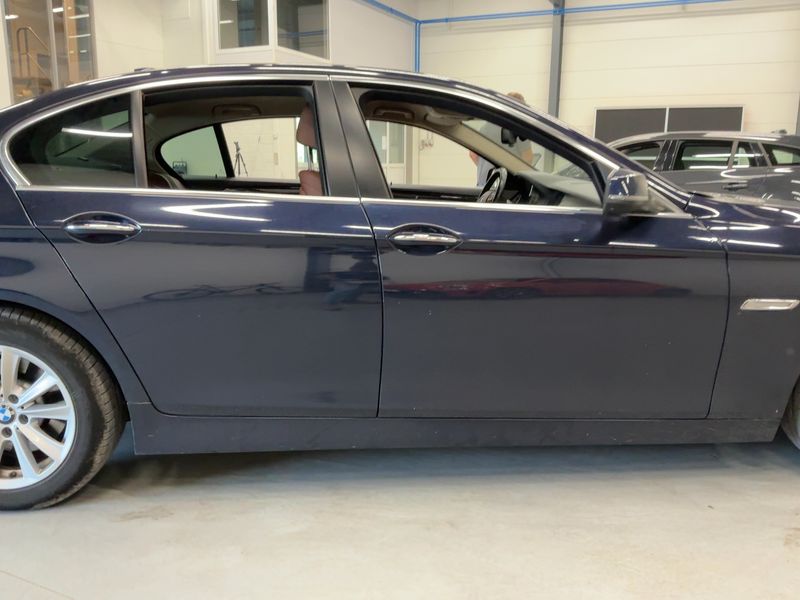 BMW 5er 520d xDrive Lounge 2015 – снимка 7