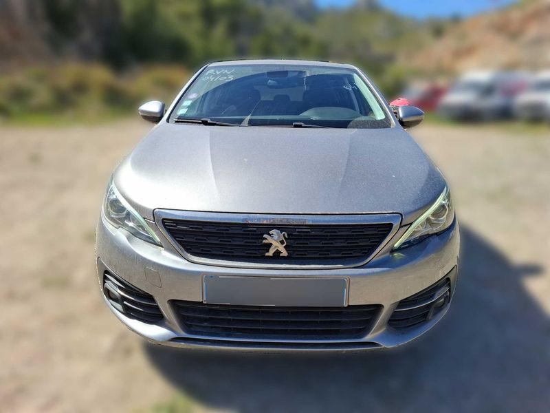 Peugeot 308 1.2 e-THP Style 2020 – снимка 7