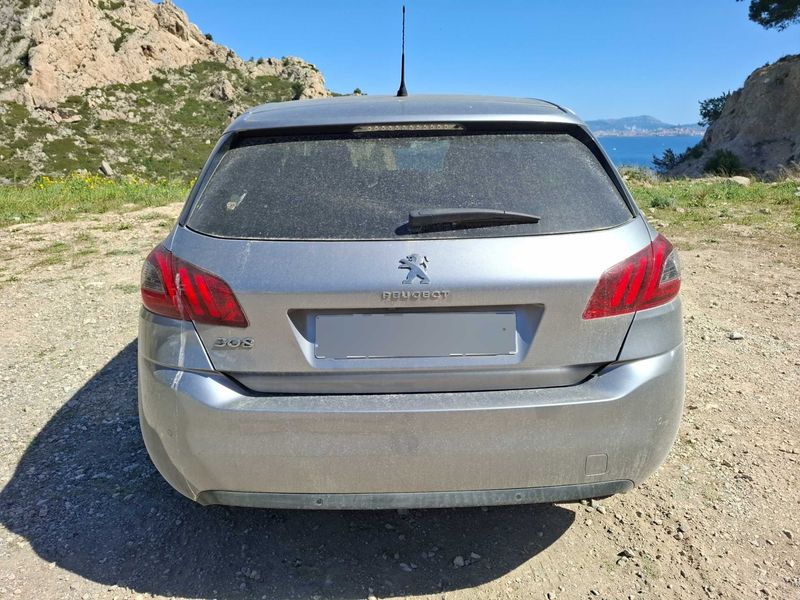 Peugeot 308 1.2 e-THP Style 2020 – снимка 4