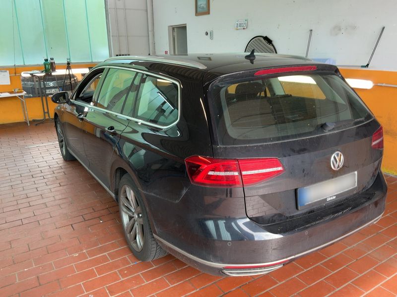 Volkswagen Passat 2.0 TDI Highline 4Motion BlueMotion Tech 2015 – снимка 6