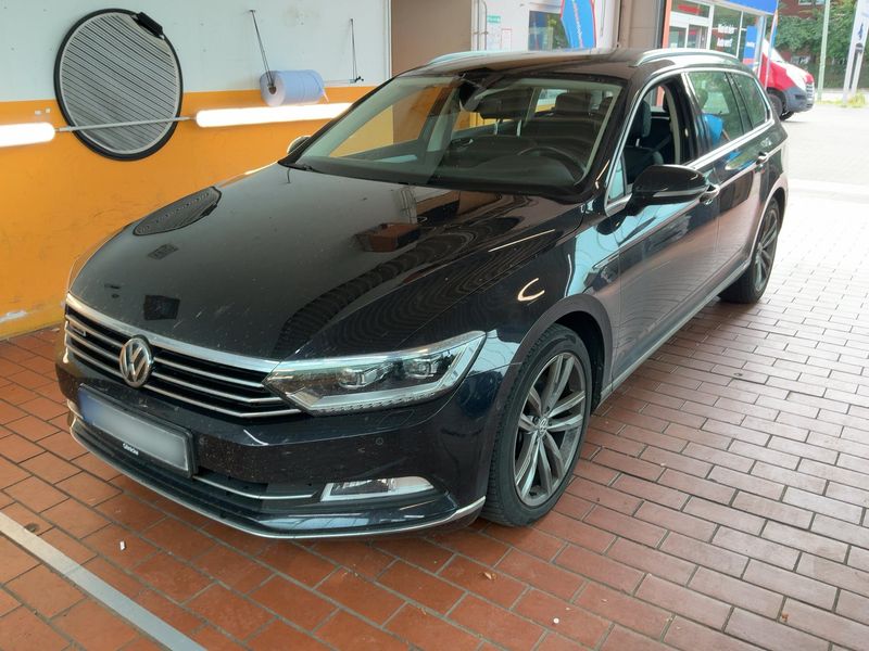 Volkswagen Passat 2.0 TDI Highline 4Motion BlueMotion Tech 2015 – снимка 1