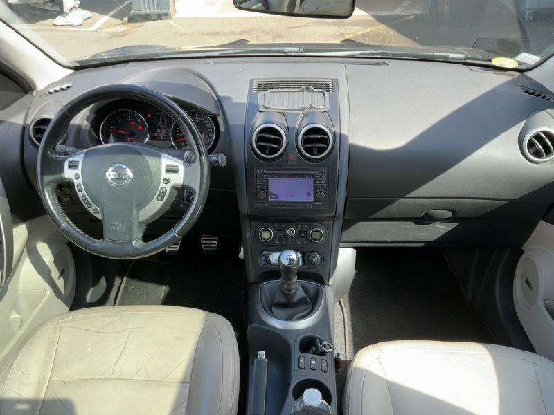 Nissan Qashqai 1.5 Turbodiesel Tekna 2011 – снимка 17