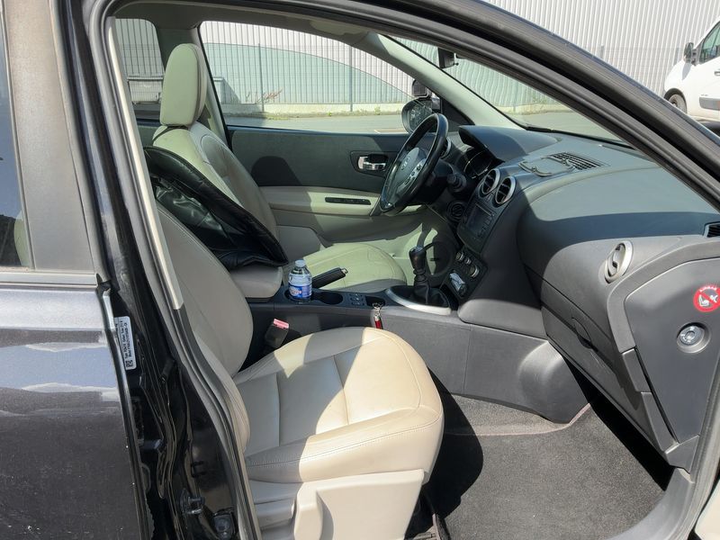 Nissan Qashqai 1.5 Turbodiesel Tekna 2011 – снимка 16