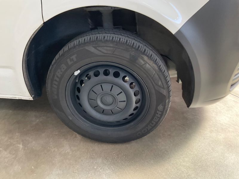 Volkswagen T6 Transporter 2.0 TDI Kasten FWD 2022 – снимка 11