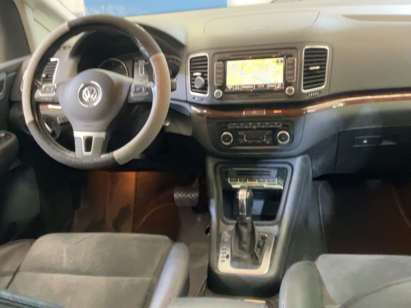 Volkswagen Sharan 2.0 TDI Highline BlueMotion Tech 2011 – снимка 18