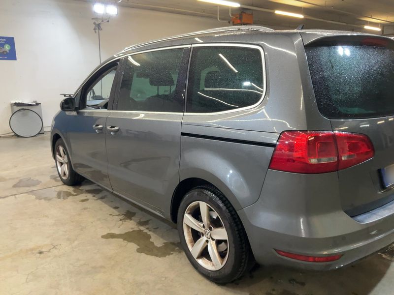 Volkswagen Sharan 2.0 TDI Highline BlueMotion Tech 2011 – снимка 6