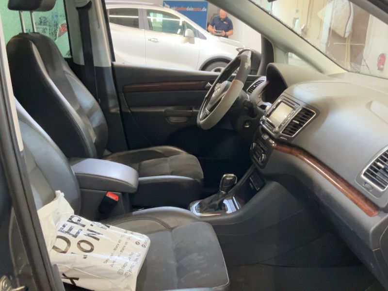 Volkswagen Sharan 2.0 TDI Highline BlueMotion Tech 2011 – снимка 17