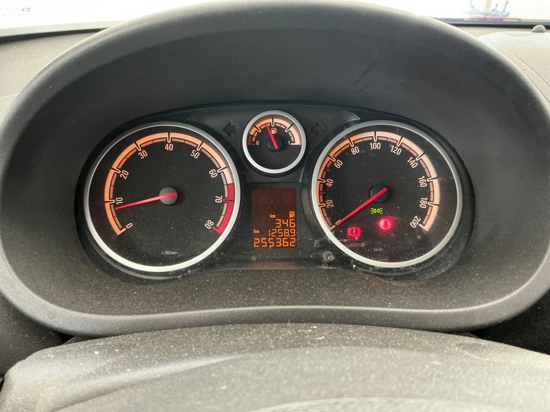Opel Corsa 1.4 Edition "111 Jahre" 2010 – снимка 4