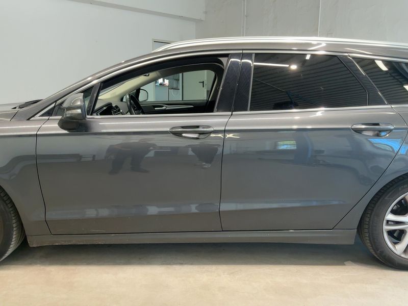 Ford Mondeo 2.0 TDCi Titanium AWD 2015 – снимка 4