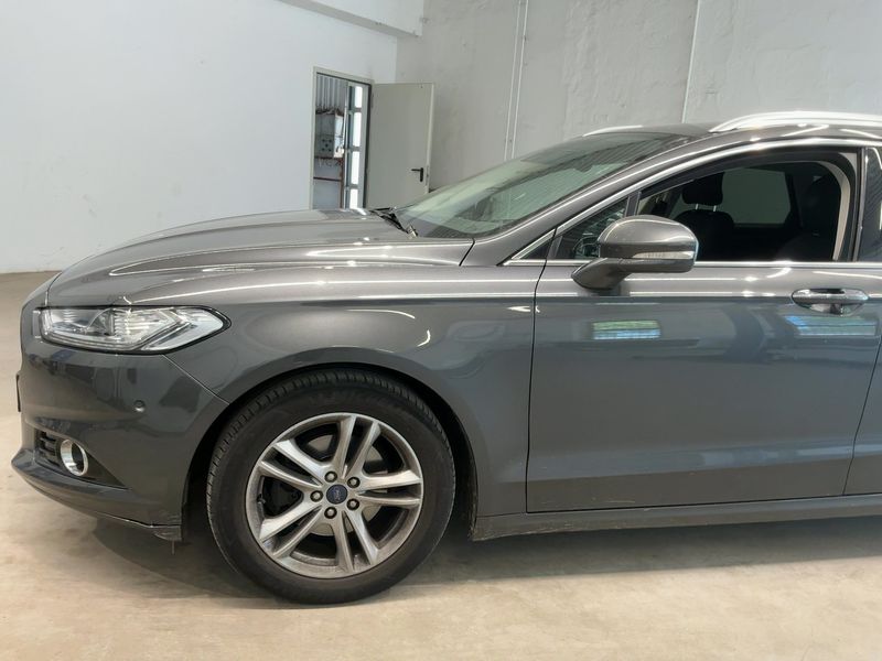 Ford Mondeo 2.0 TDCi Titanium AWD 2015 – снимка 2