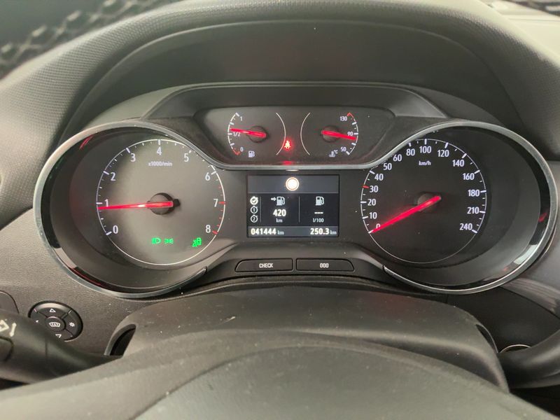 Opel Crossland X 1.2 Turbo Ultimate 2021 – снимка 19