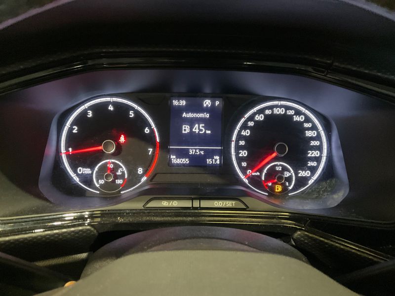 Volkswagen T-Cross 1.0 TSI Advance 2022 – снимка 18